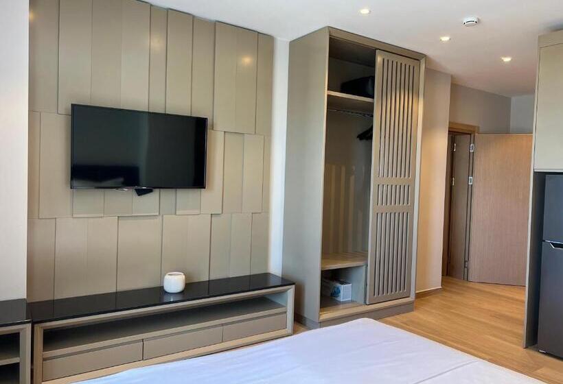 Coastline Luxury Apart