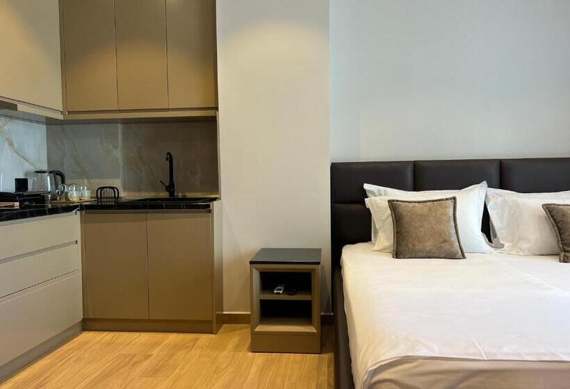 Coastline Luxury Apart