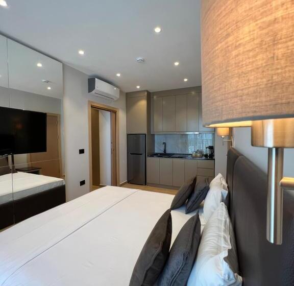 Coastline Luxury Apart