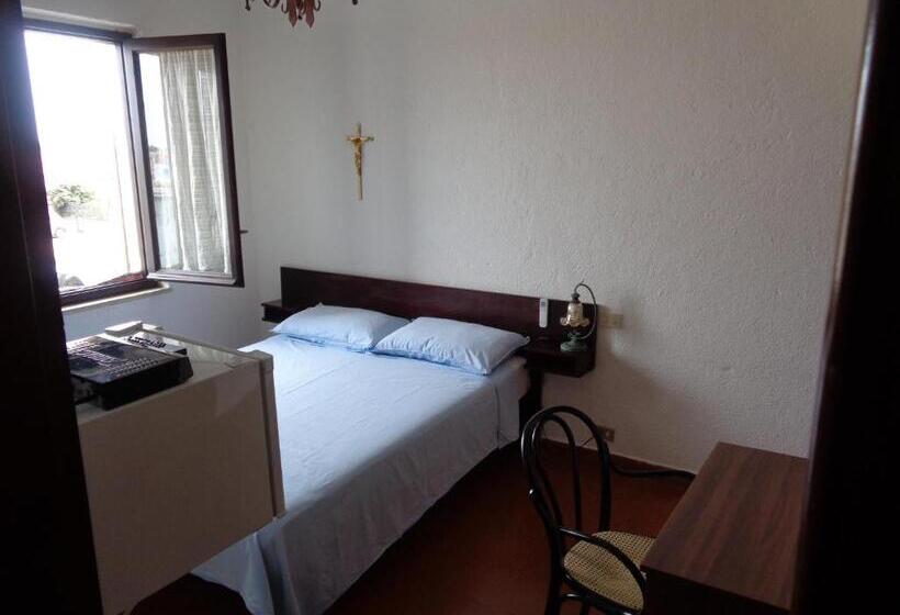 تختخواب و صبحانه Bb Lampedusa Cavaliere