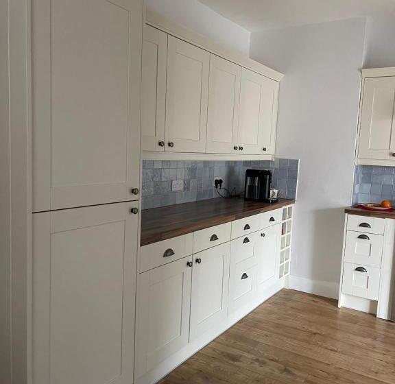 مبيت وإفطار Cityscape Executive House