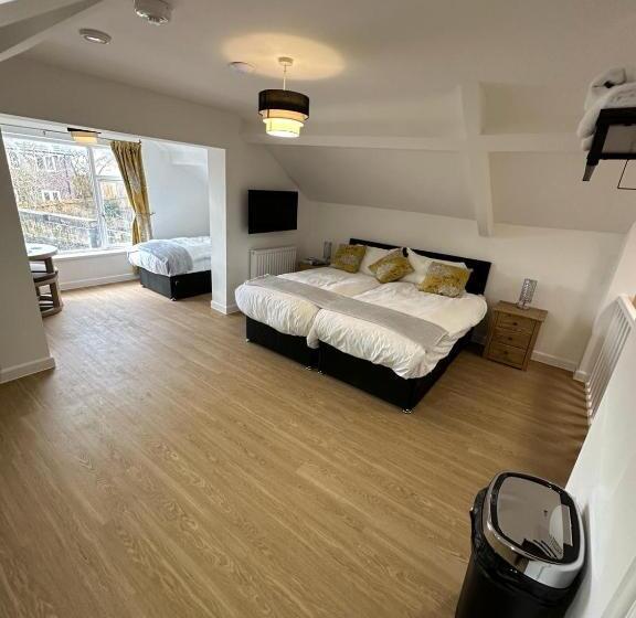 ベッドアンドブレックファースト The Highmead