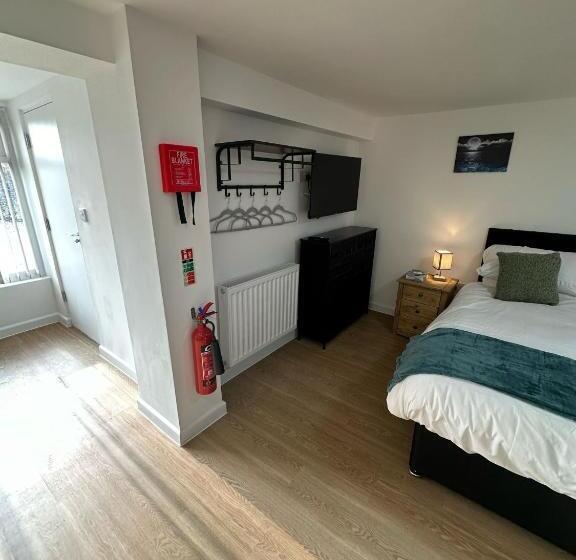 ベッドアンドブレックファースト The Highmead