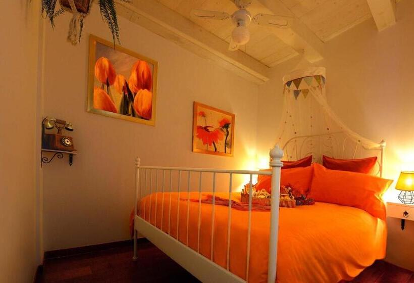 تختخواب و صبحانه Lillac Cottage