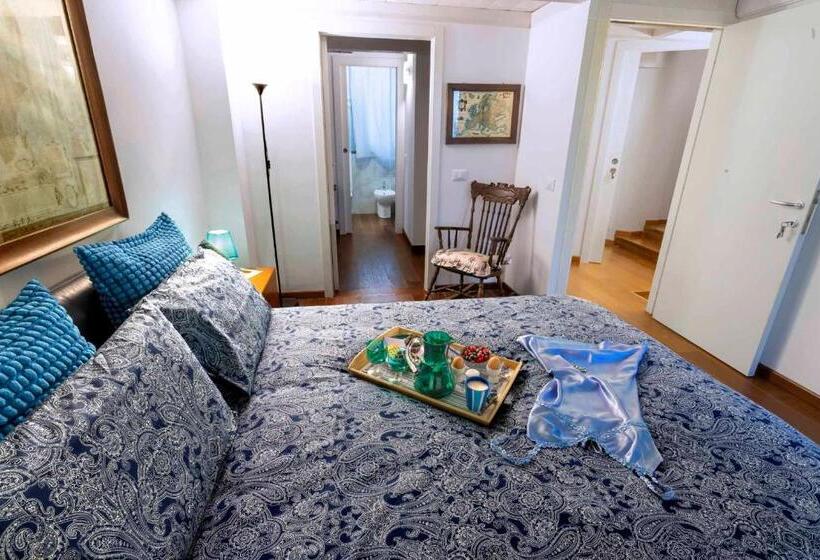 تختخواب و صبحانه Lillac Cottage