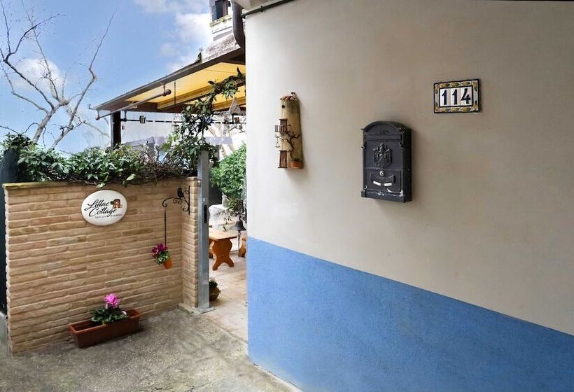 تختخواب و صبحانه Lillac Cottage