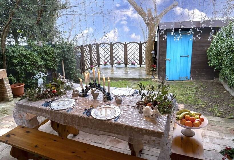 تختخواب و صبحانه Lillac Cottage