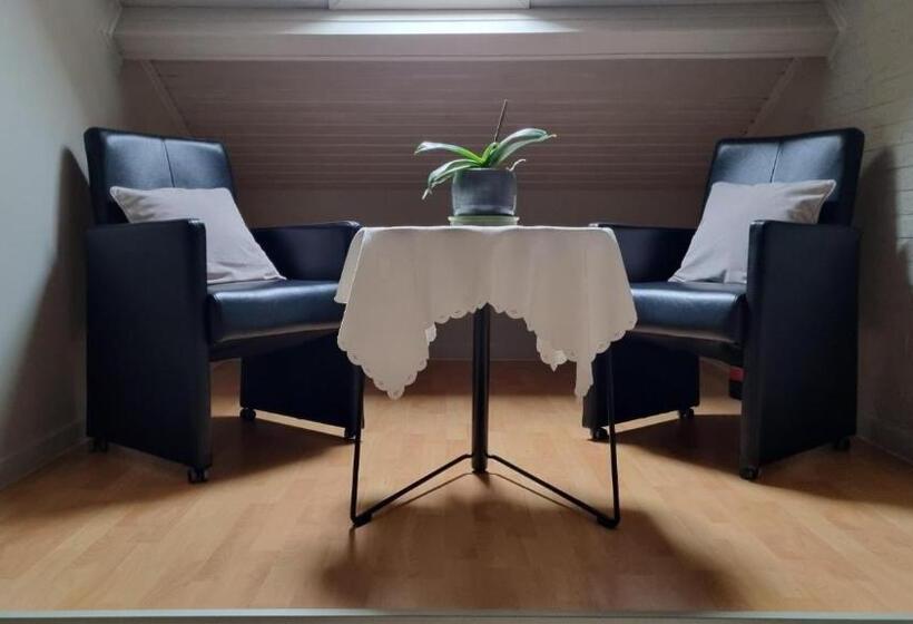 ベッドアンドブレックファースト Marina