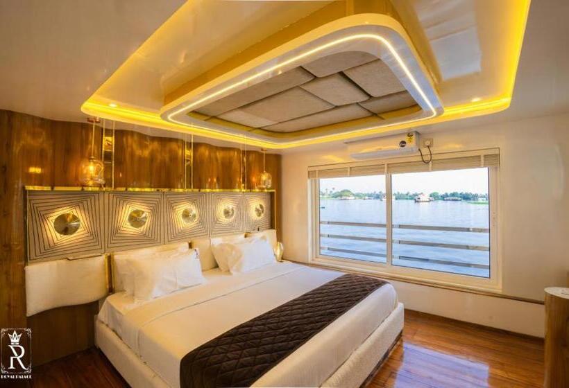 住宿加早餐 Royal Palace House Boat Ultra Luxury