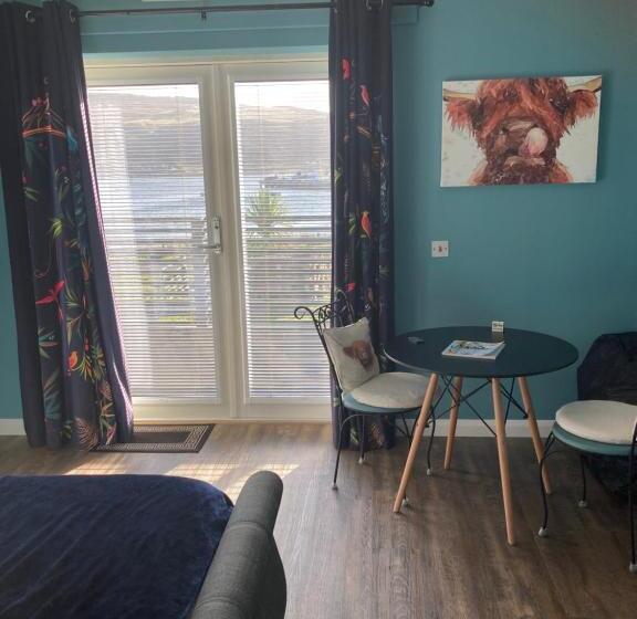 Bed and Breakfast Skyefall Self Catering