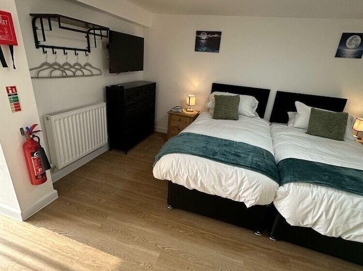 ベッドアンドブレックファースト The Highmead