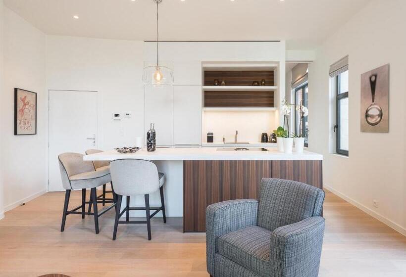 Downtown Brussels Splendor Suites