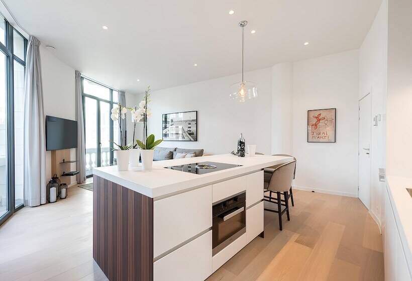 Downtown Brussels Splendor Suites