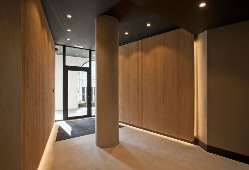 Downtown Brussels Splendor Suites