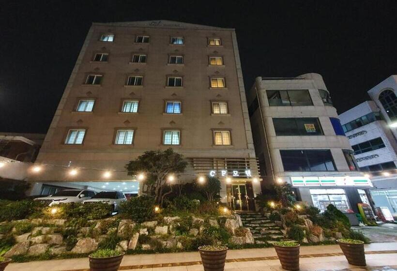 Cf Motel