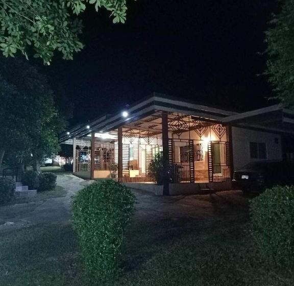 Downhill Resort ดาวน์ฮิลล์รีสอร์ท