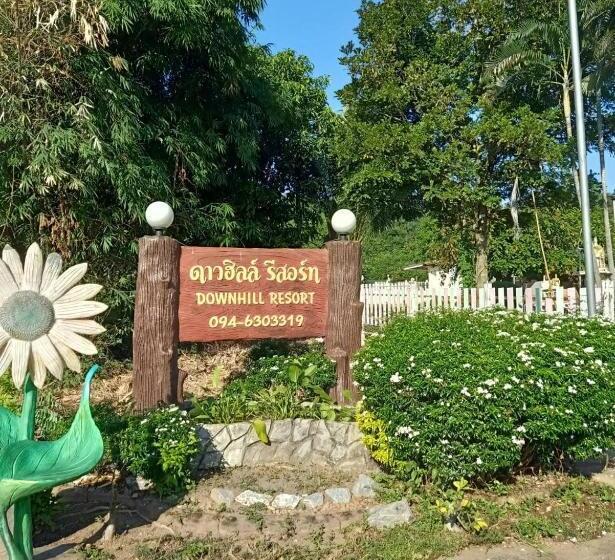 Downhill Resort ดาวน์ฮิลล์รีสอร์ท