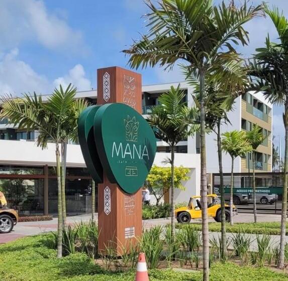 Flat Mana Beach Muro Alto