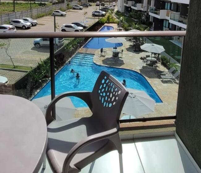 Flat Mana Beach Muro Alto