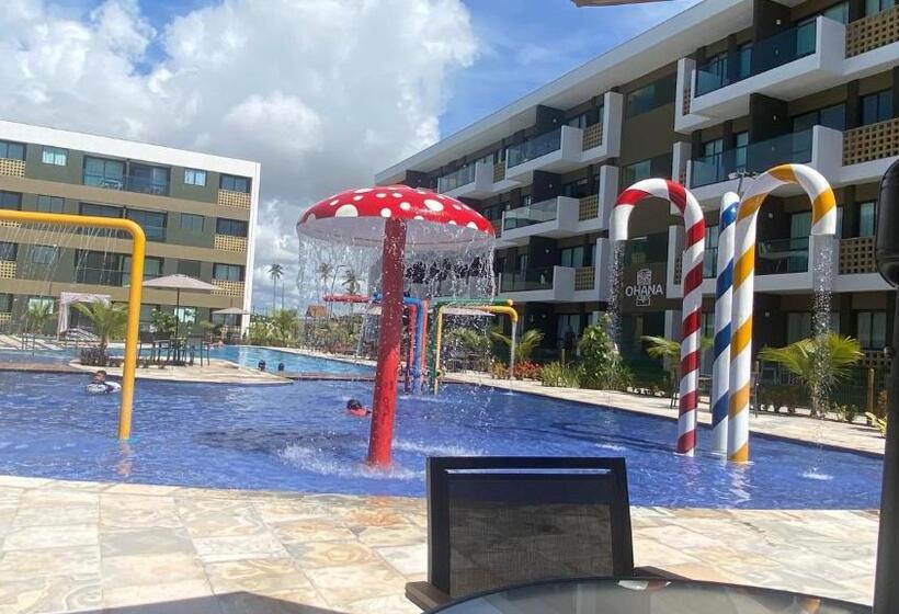 Flat Mana Beach Muro Alto