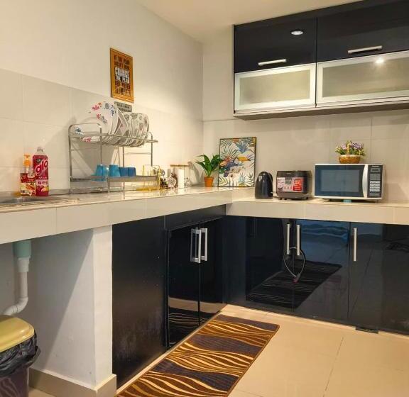 Homestay De’viana Nms Residence