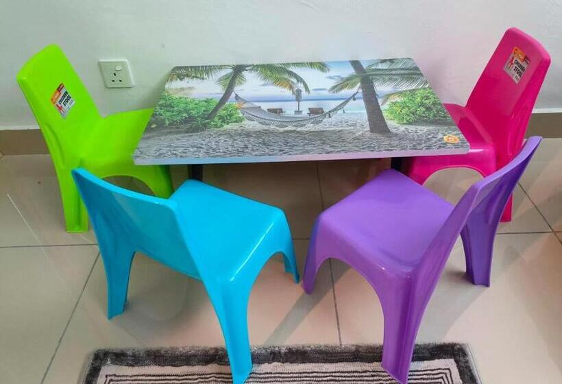 Homestay De’viana Nms Residence