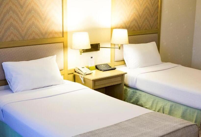 Hotel โรงแรมมุกดาหารแกรนด์