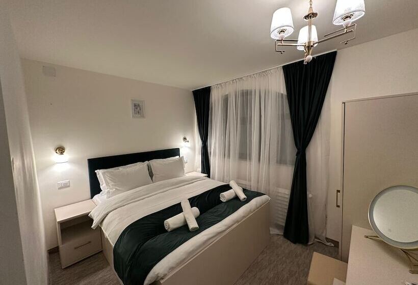 ホテル Cerbul Chalét Accommodation & Wellness