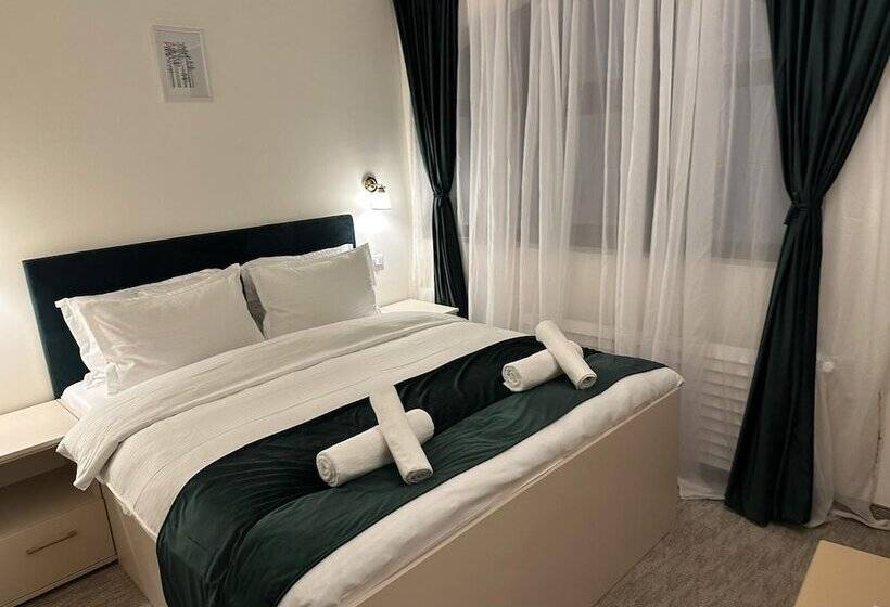 ホテル Cerbul Chalét Accommodation & Wellness