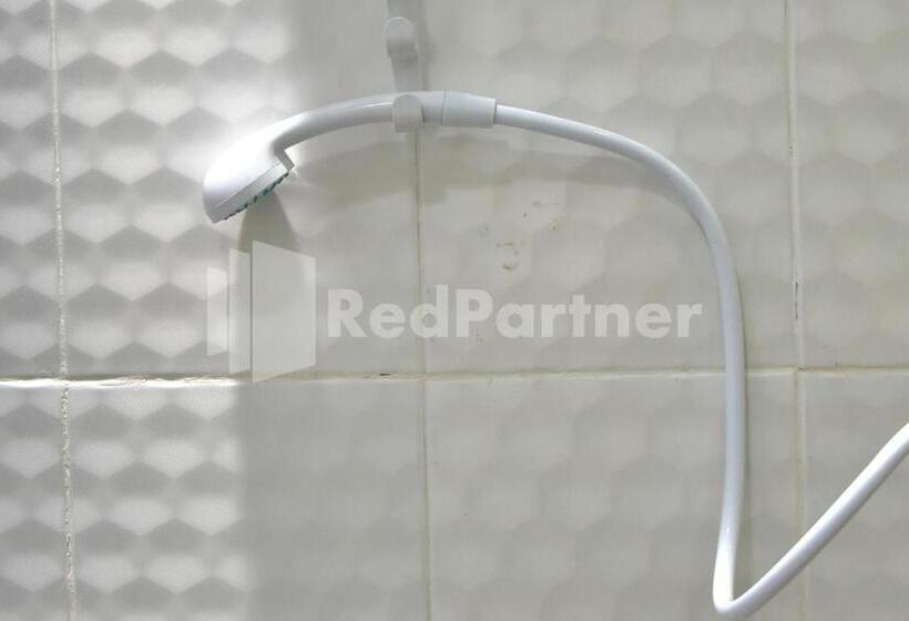 Szálloda Fanta Home At Pronojiwo Lumajang Redpartner