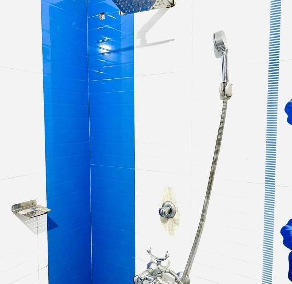 בית מלון כפרי Golden Leaf Munnar