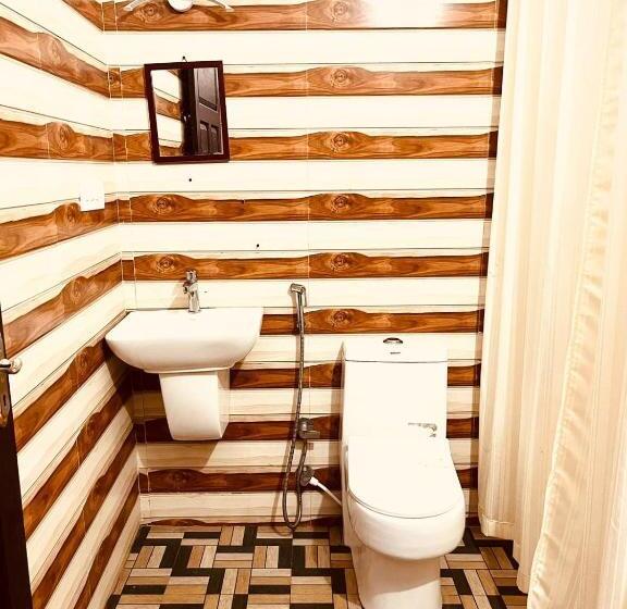 فندق Golden Leaf Munnar