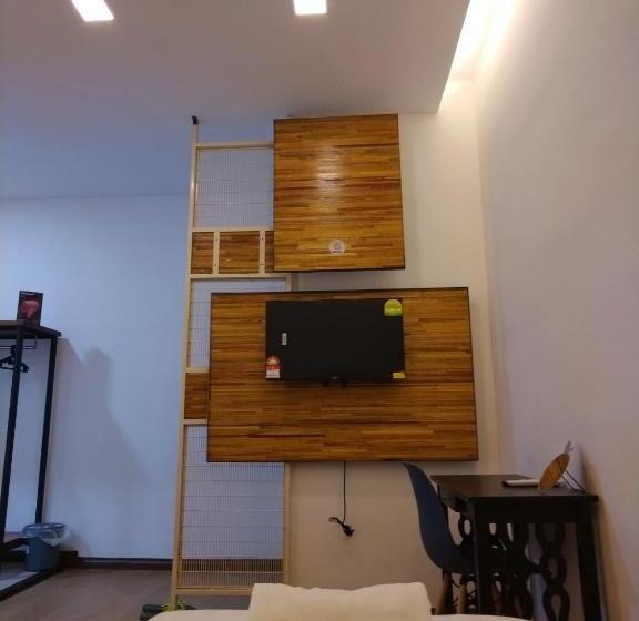 هتل Greenery Rooms