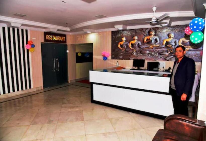 فندق Royal Guest House, Gaya