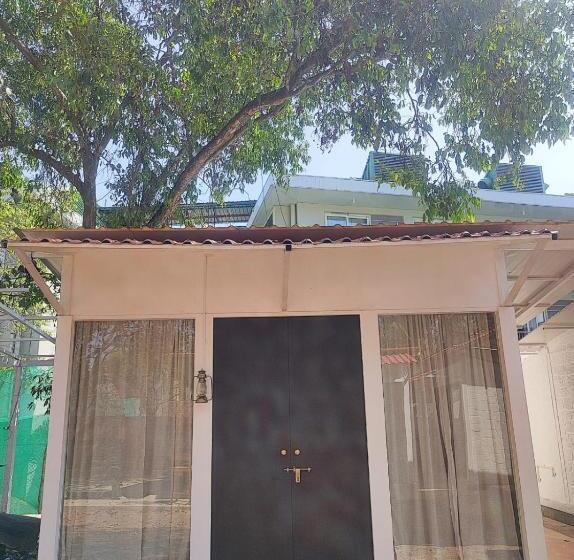 בית מלון כפרי Heira