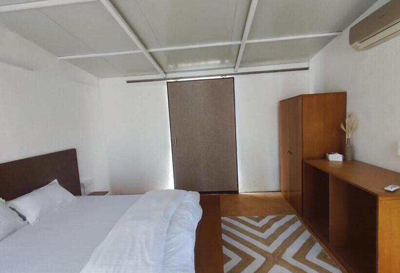 בית מלון כפרי Heira