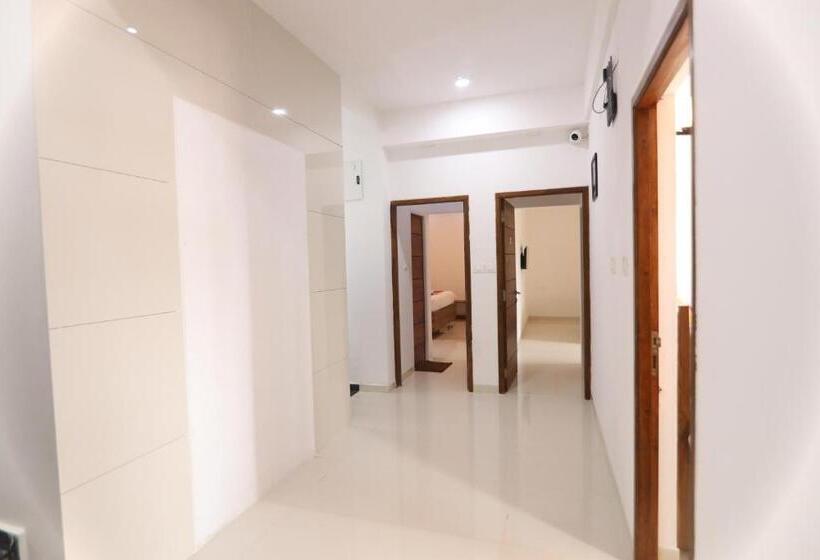 호텔 J Park Auroville Beach