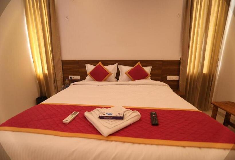 호텔 J Park Auroville Beach