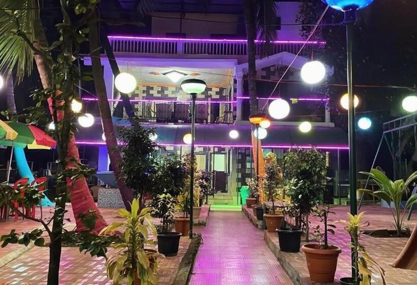 בית מלון כפרי Lata Sumant Resort