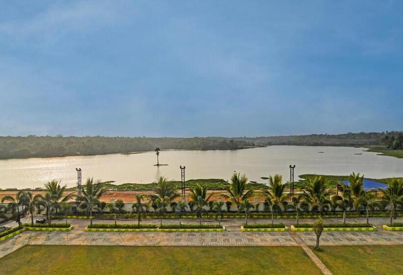 בית מלון כפרי Midland Yard