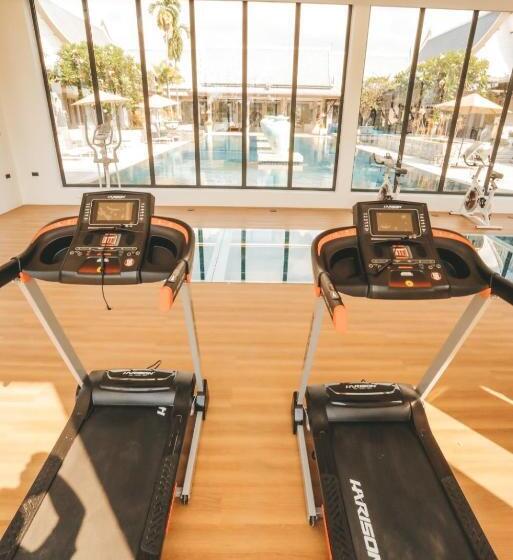 ホテル Oasis Villa Pattaya