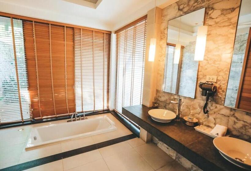 ホテル Oasis Villa Pattaya