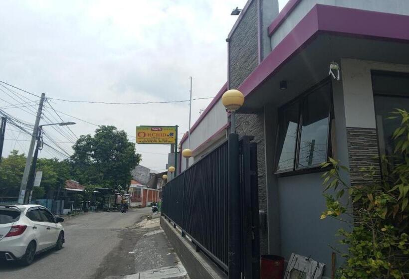 Отель Orchid Syariah