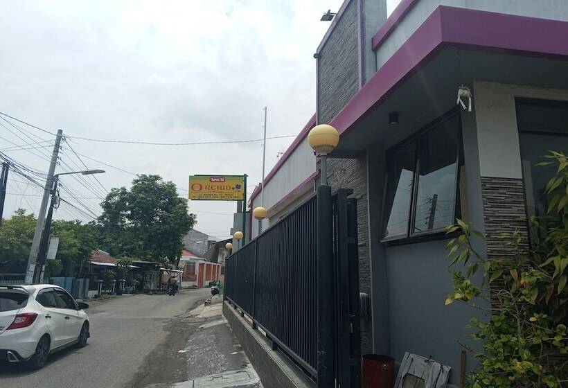 Отель Orchid Syariah