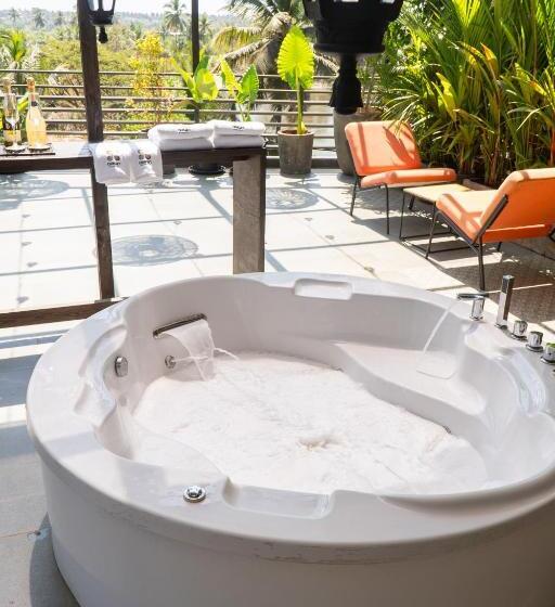 هتل Origin Boutique