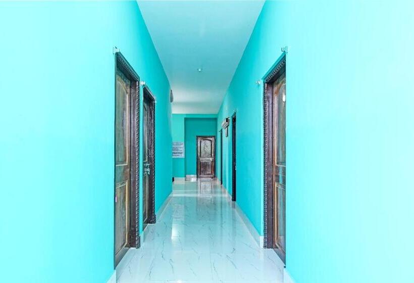 בית מלון כפרי Oyo Maa Bhuasuni Residency