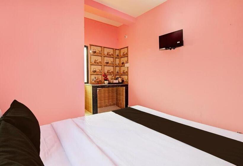 בית מלון כפרי Oyo Maa Bhuasuni Residency