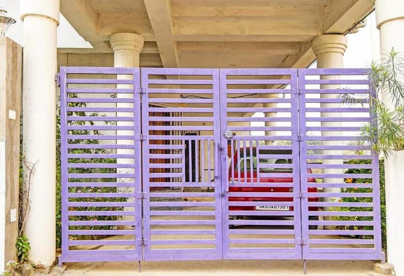 בית מלון כפרי Oyo Maa Bhuasuni Residency