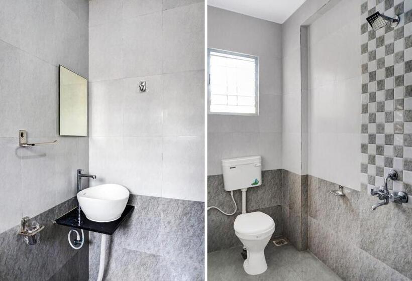 בית מלון כפרי Oyo Om Sai Lodge