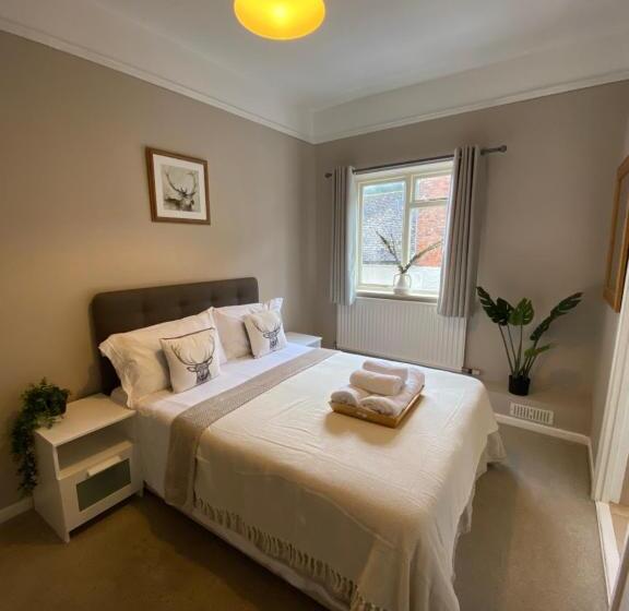 בית מלון כפרי Pershore Rooms At The Star